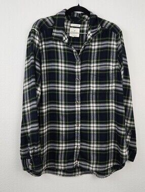American Eagle Ahhmazingly Soft Boyfriend Fit Lightweight Button Down